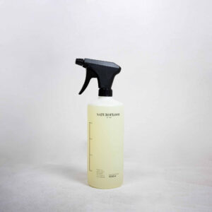 Naturofloor sanitary cleaner with spray head